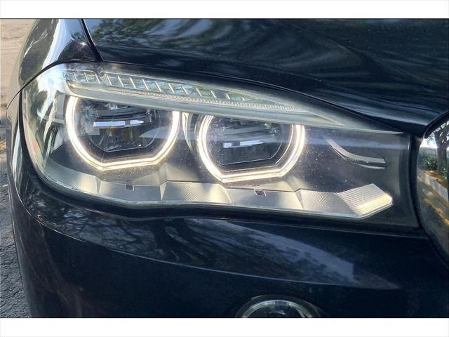 Photo of 2016 Carbon Black Metallic BMW X5