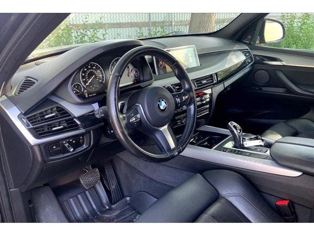 Photo of 2016 Carbon Black Metallic BMW X5