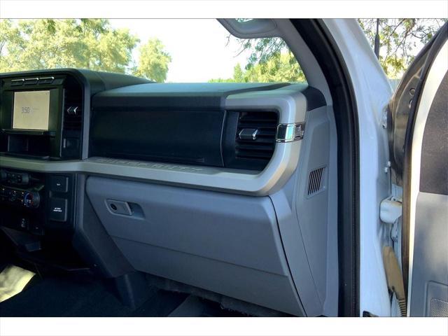 Photo of 2023 Oxford White Ford F-450
