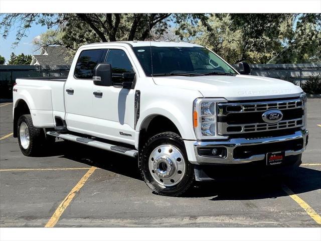 Photo of 2023 Oxford White Ford F-450