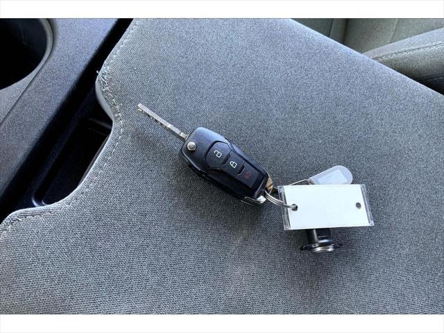 Photo of 2023 Oxford White Ford F-450