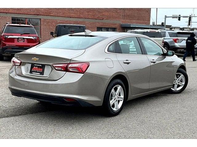 Photo of 2022 Mineral Gray Metallic Chevrolet Malibu