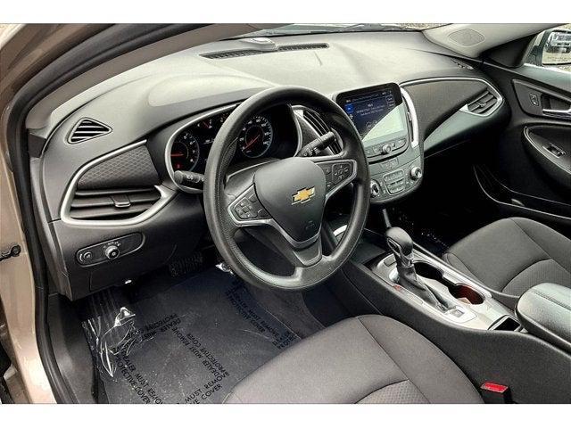 Photo of 2022 Mineral Gray Metallic Chevrolet Malibu