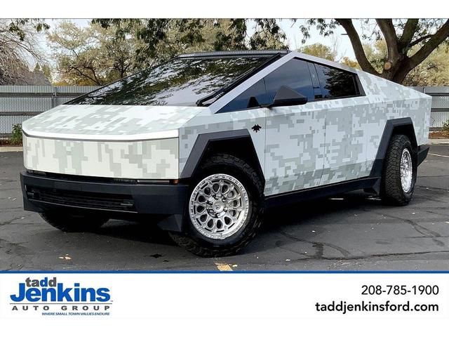Photo of 2024 Stainless Steel Tesla Cybertruck