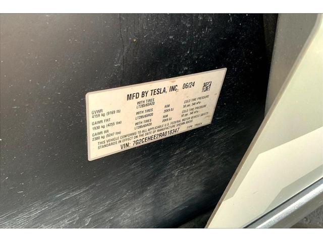 Photo of 2024 Stainless Steel Tesla Cybertruck