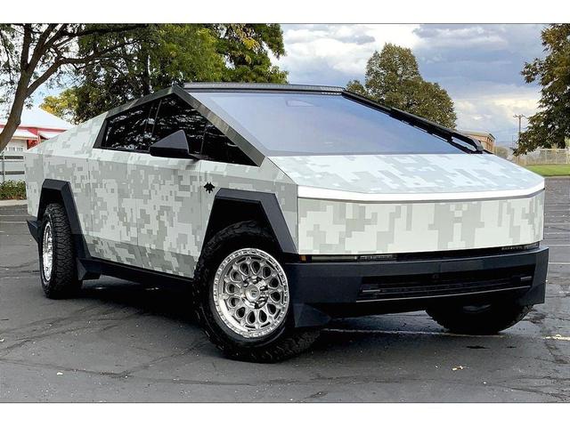 Photo of 2024 Stainless Steel Tesla Cybertruck