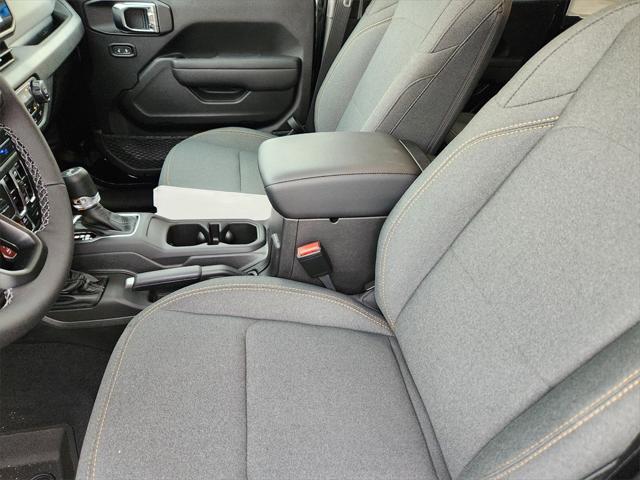 Photo of 2025 Black Clearcoat Jeep Wrangler 4xe