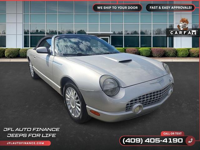 Photo of 2005 Cashmere Tri-Coat Clearcoat Metallic Ford Thunderbird
