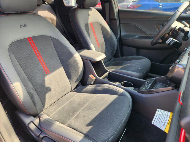 Photo of 2024 Abyss Black Pearl Hyundai KONA