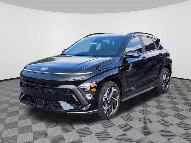 Photo of 2024 Abyss Black Pearl Hyundai KONA