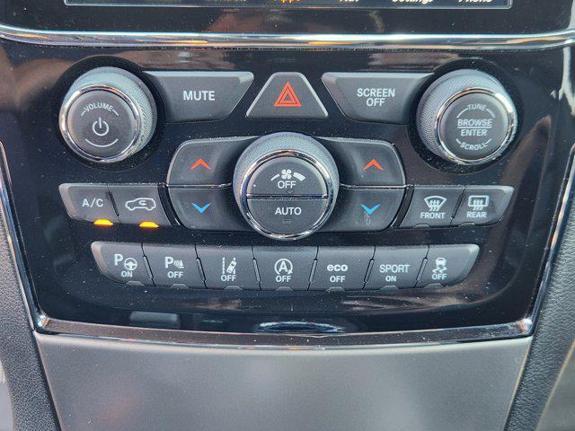 Photo of 2021 Slate Blue Pearlcoat Jeep Grand Cherokee