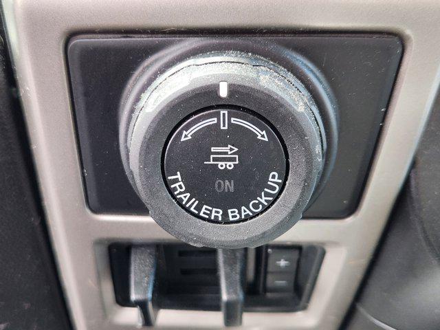Photo of 2017 Magnetic Metallic [Gray] Ford F-150