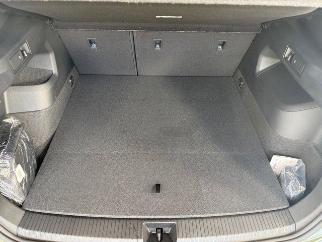 Photo of 2025 Avocado Green w/Deep Black Roof Volkswagen Tiguan