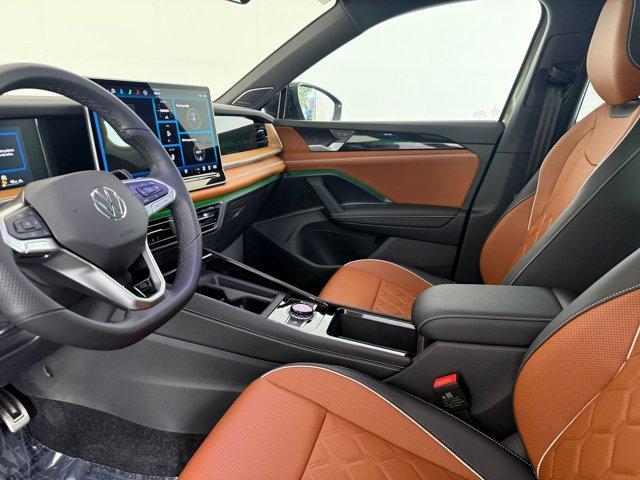Photo of 2025 Avocado Green w/Deep Black Roof Volkswagen Tiguan