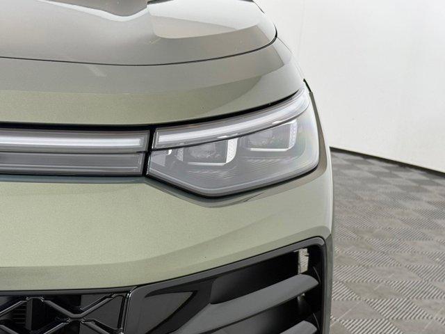 Photo of 2025 Avocado Green w/Deep Black Roof Volkswagen Tiguan