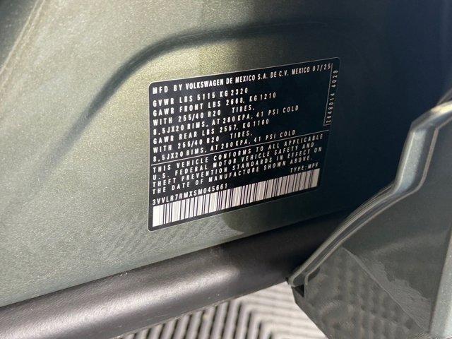 Photo of 2025 Avocado Green w/Deep Black Roof Volkswagen Tiguan