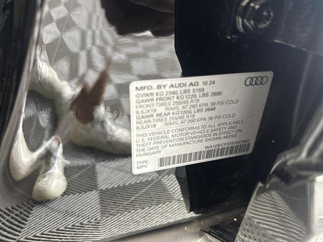 Photo of 2025 Mythos Black Metallic Audi Q3