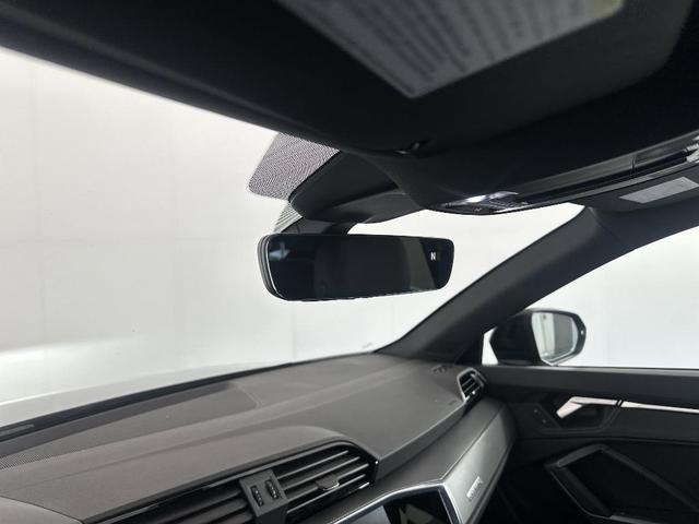 Photo of 2025 Mythos Black Metallic Audi Q3