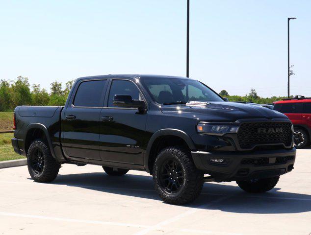 Photo of 2025 Diamond Black Crystal Pearlcoat RAM 1500