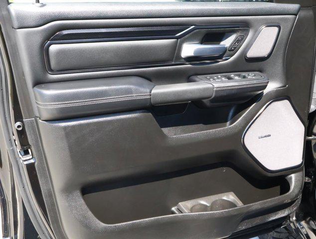 Photo of 2025 Diamond Black Crystal Pearlcoat RAM 1500
