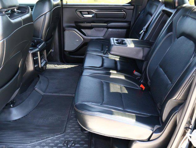 Photo of 2025 Diamond Black Crystal Pearlcoat RAM 1500