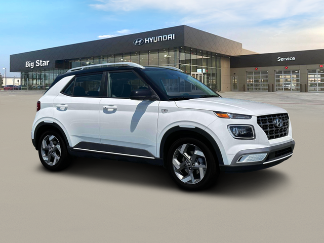 Photo of 2025 Lunar White w/Black Roof Hyundai VENUE