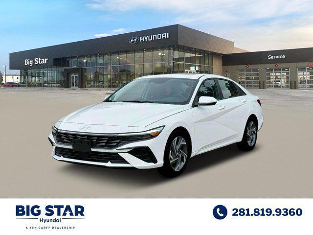Photo of 2025 Serenity White Hyundai ELANTRA