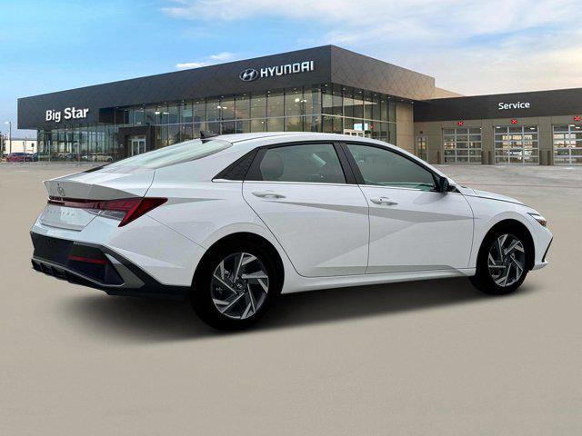 Photo of 2025 Serenity White Hyundai ELANTRA