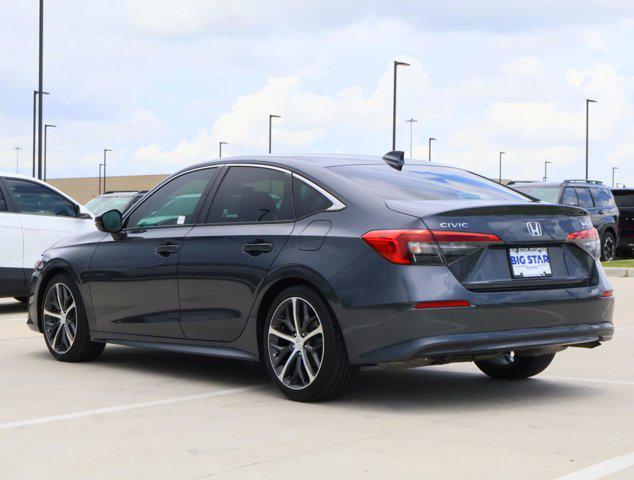 Photo of 2024 Gray Honda Civic