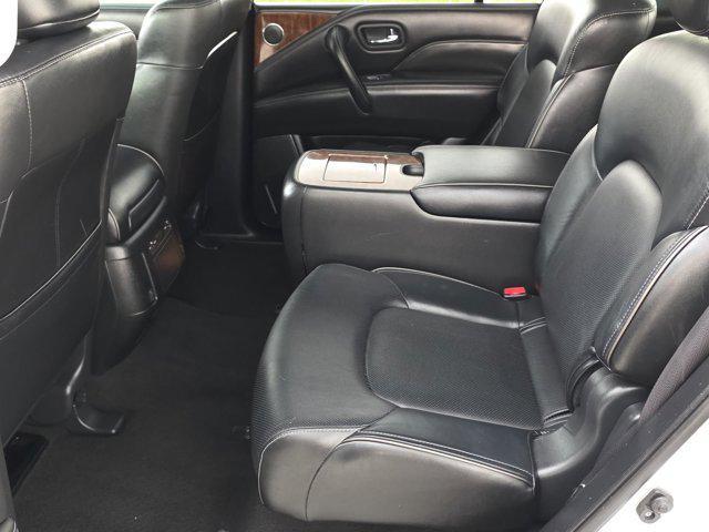 Photo of 2018 Liquid Platinum INFINITI QX80