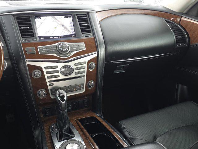 Photo of 2018 Liquid Platinum INFINITI QX80