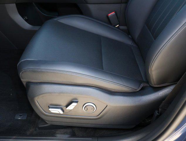 Photo of 2025 Atlantis Blue Hyundai SANTA FE