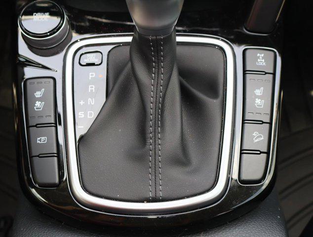 Photo of 2024 Valais Green Kia Seltos