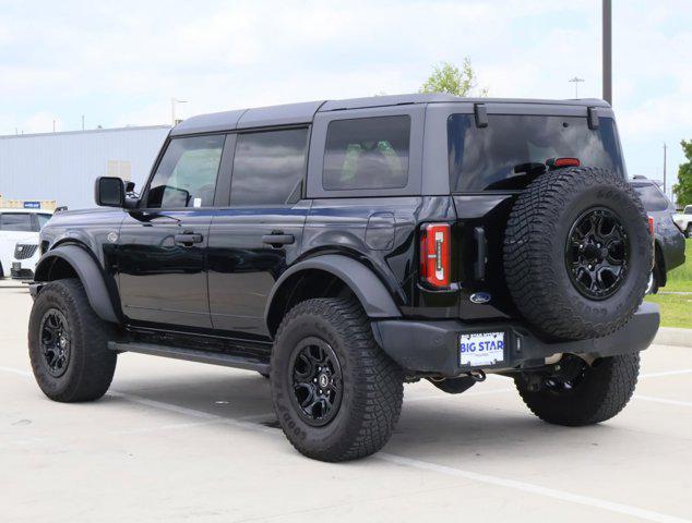 Photo of 2024 Shadow Black Ford Bronco