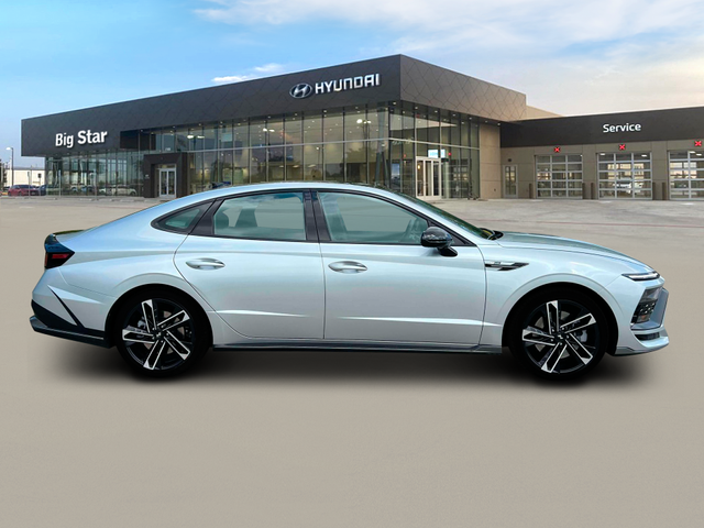 Photo of 2025 Aero Silver Hyundai SONATA