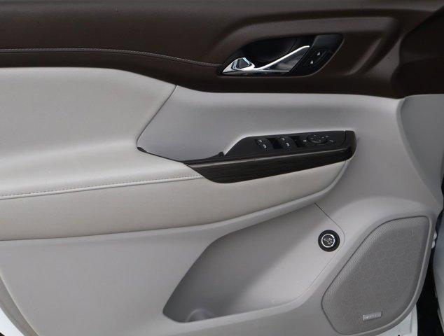 Photo of 2020 Summit White GMC Acadia