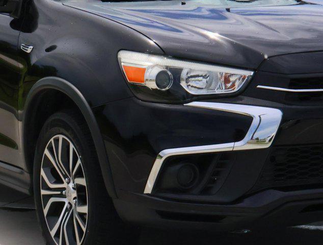 Photo of 2018 Labrador Black Metallic Mitsubishi Outlander Sport