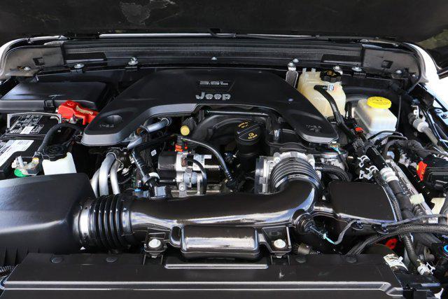 Photo of 2021 Black Clearcoat Jeep Wrangler Unlimited