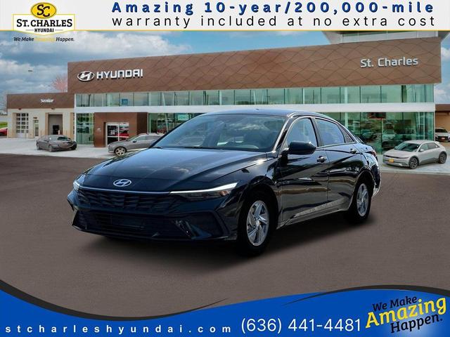 Photo of 2025 Abyss Black Hyundai ELANTRA