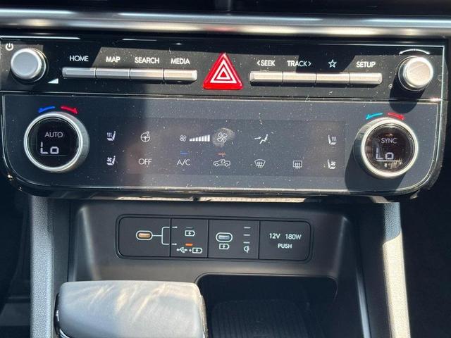 Photo of 2026 Atlas White Hyundai SANTA CRUZ