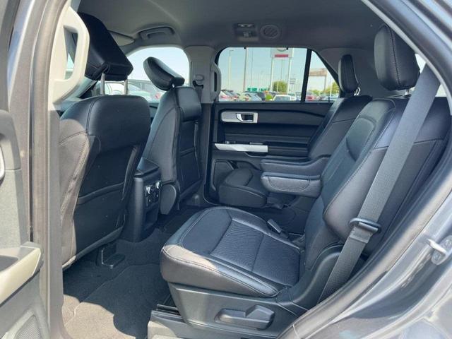 Photo of 2021 Carbonized Gray Metallic Ford Explorer