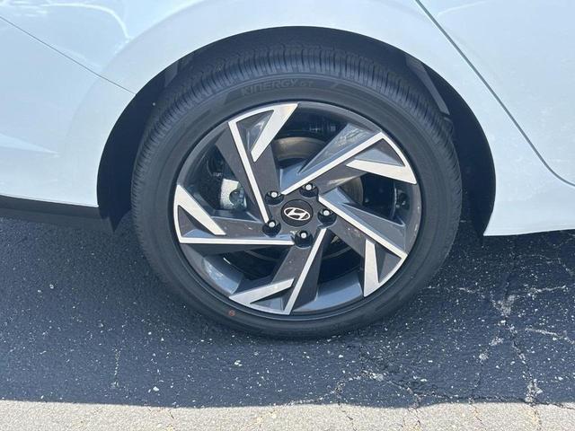 Photo of 2025 Serenity White Hyundai ELANTRA HEV