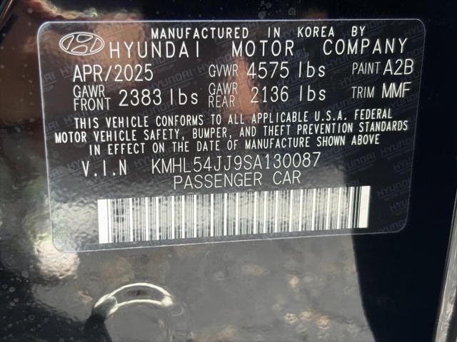 Photo of 2025 Abyss Black Hyundai SONATA Hybrid