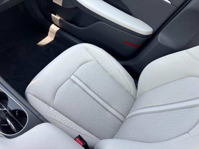 Photo of 2025 Aero Silver Hyundai SONATA