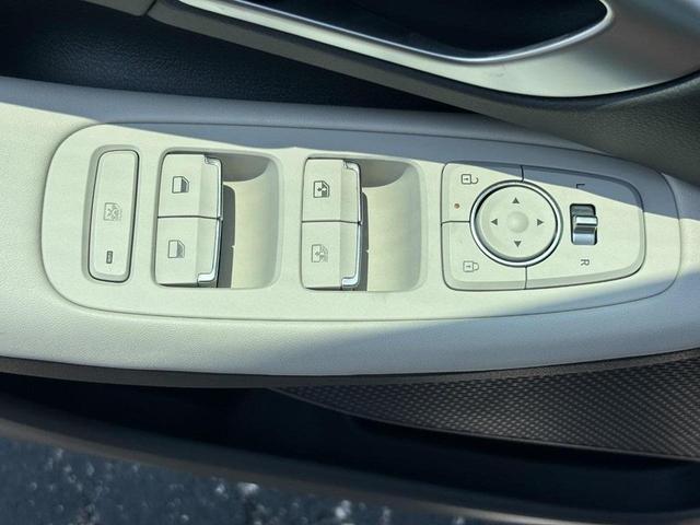 Photo of 2025 Aero Silver Hyundai SONATA