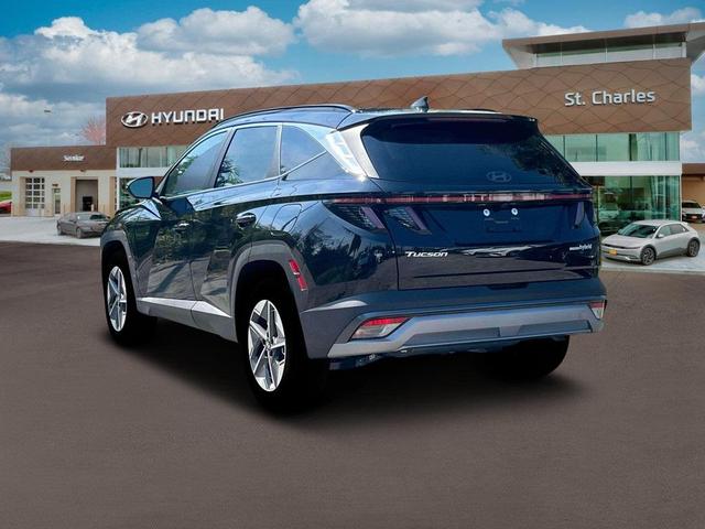 Photo of 2025 Ash Black Hyundai TUCSON Hybrid
