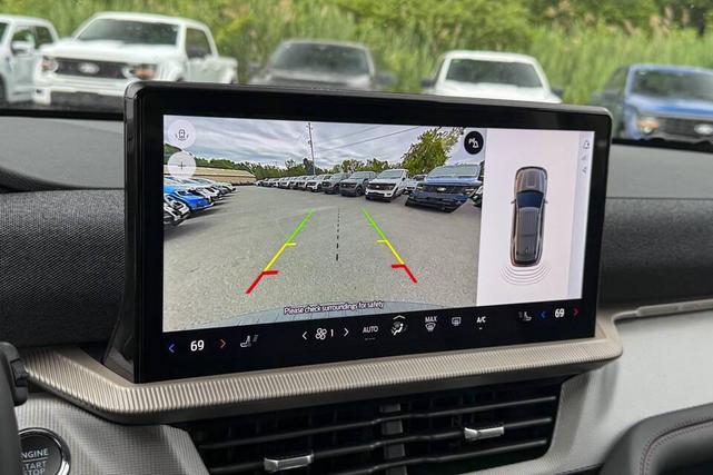 Photo of 2025 Agate Black Ford Explorer
