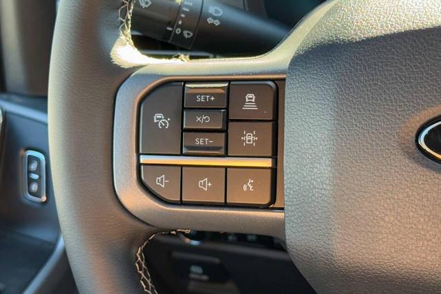 Photo of 2025 Oxford White Ford F-150