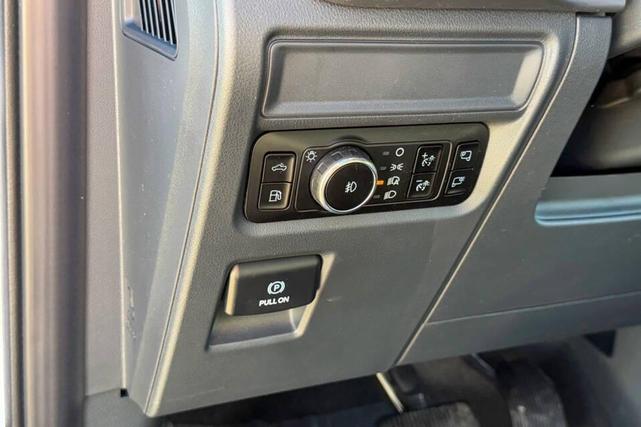 Photo of 2025 Oxford White Ford F-150