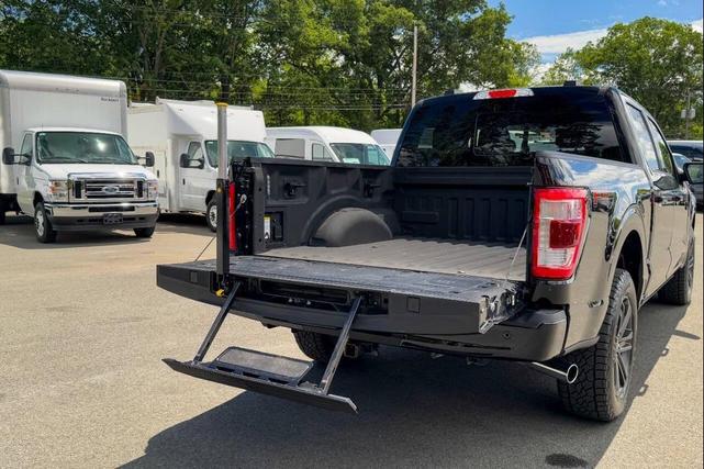 Photo of 2021 Agate Black Metallic Ford F-150
